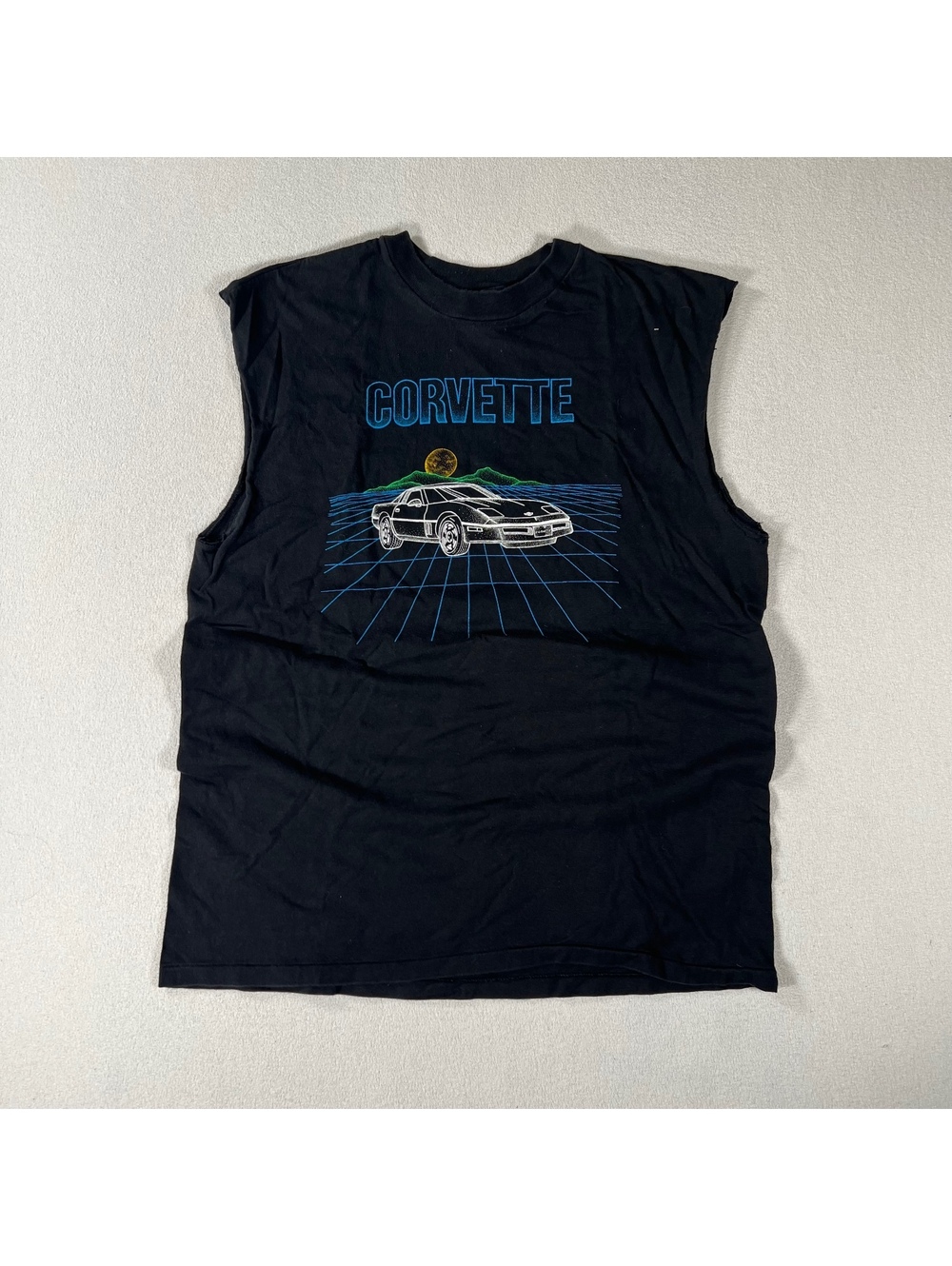 Vintage Hanes “Corvette” cut off tank top Size XL